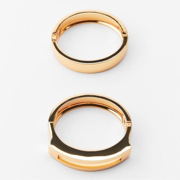 Zara Jewelry - Zara Go Pack of Two Rigid Metal Bracelets New no 🏷️ with beautiful gift box 🎁